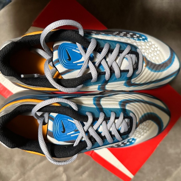 Nike air max deluxe (GS) - Picture 2 of 8